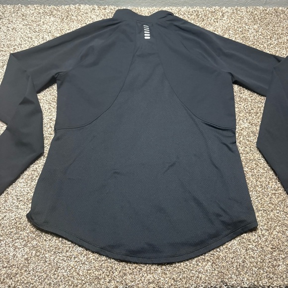 Under Armour Running Black Half-Zip Pullover - Picture 12 of 13